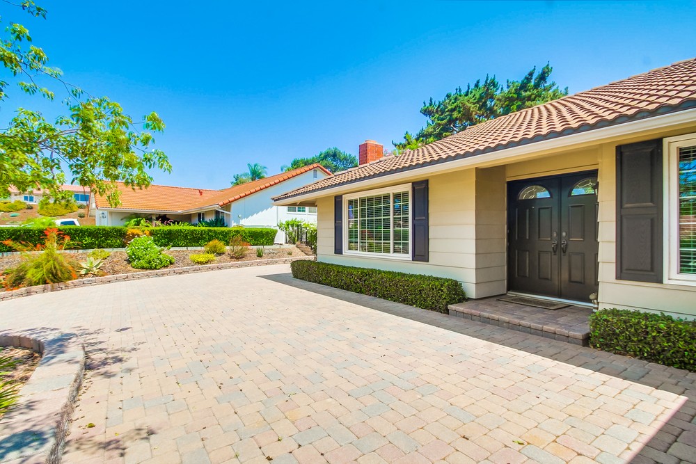 Virtual tour photo 8 of 62 for 17861 Sintonte Dr