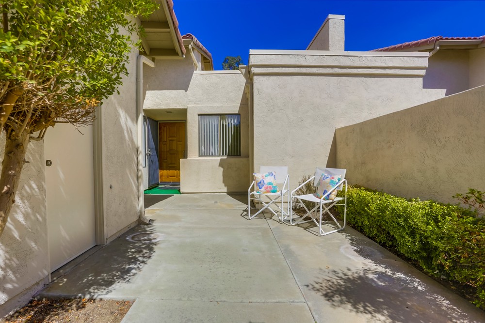 Virtual tour photo 8 of 49 for 17884 Avenida Cordillera