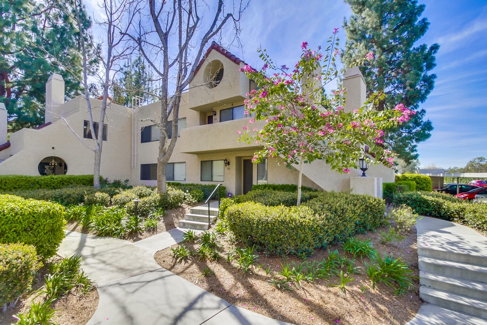 Virtual tour photo 1 of 26 for 17885 Caminito Pinero #152