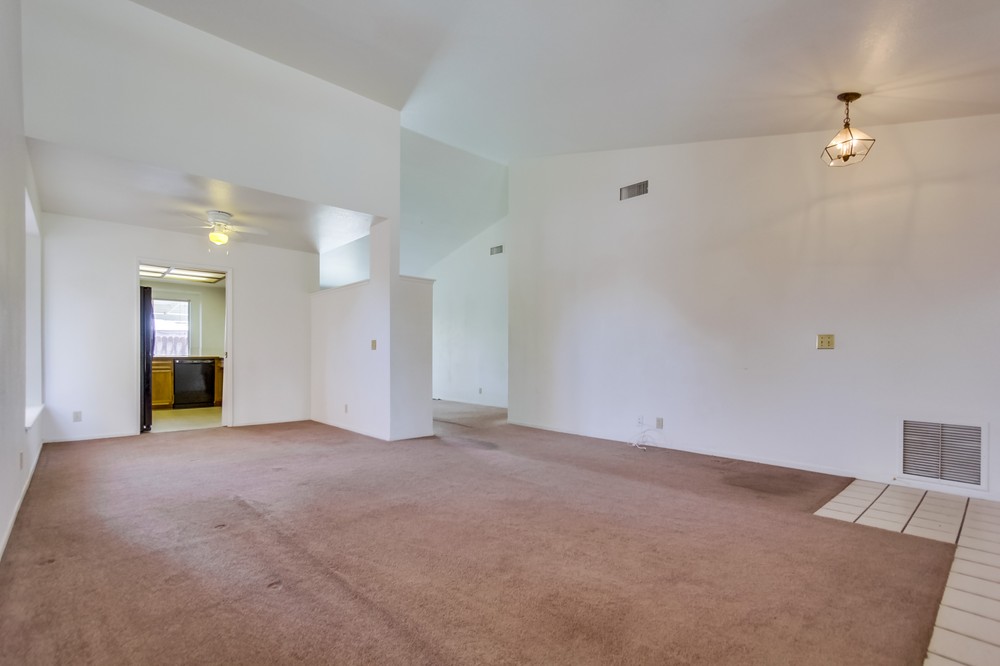Virtual tour photo 8 of 27 for 1790 Shadewood Lane