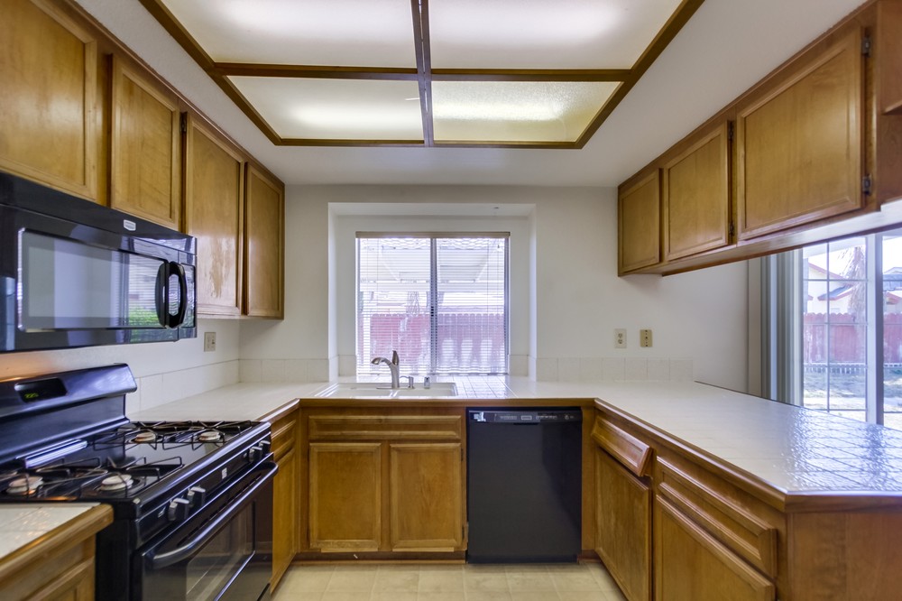 Virtual tour photo 12 of 27 for 1790 Shadewood Lane