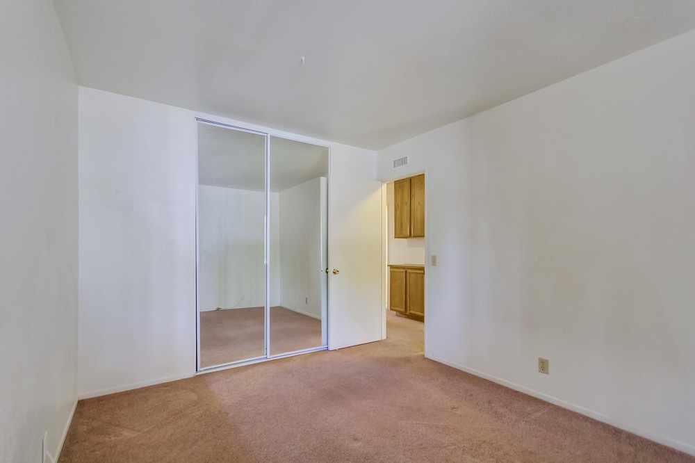 Virtual tour photo 20 of 27 for 1790 Shadewood Lane