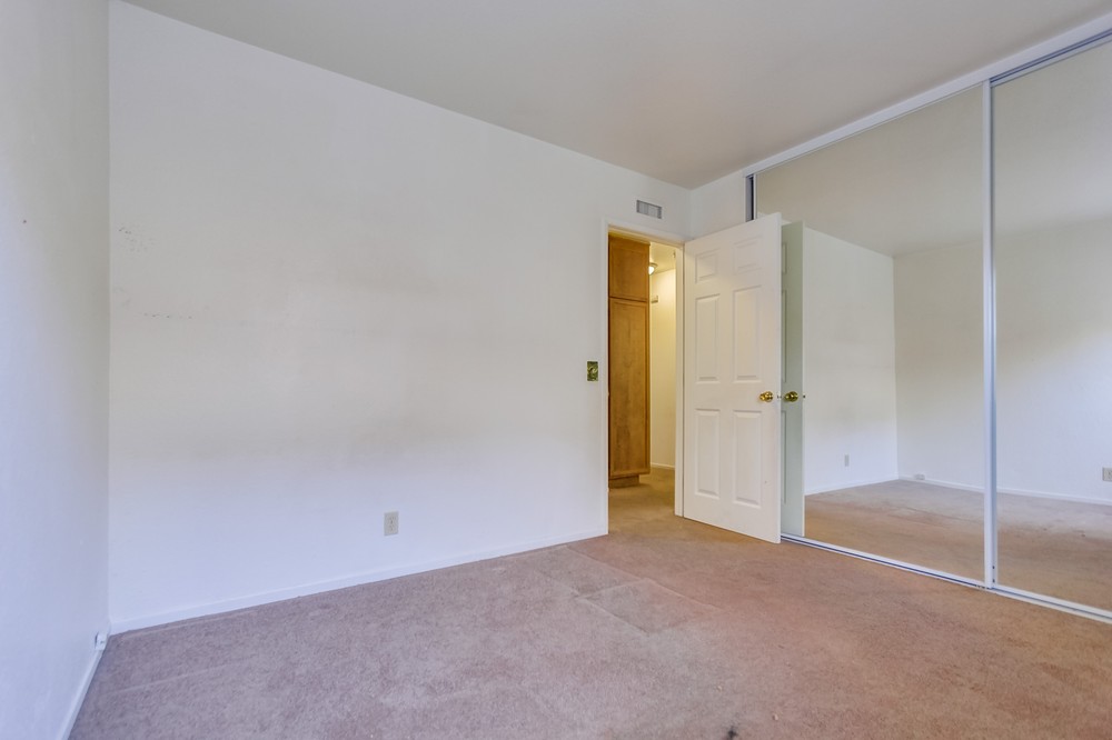 Virtual tour photo 22 of 27 for 1790 Shadewood Lane