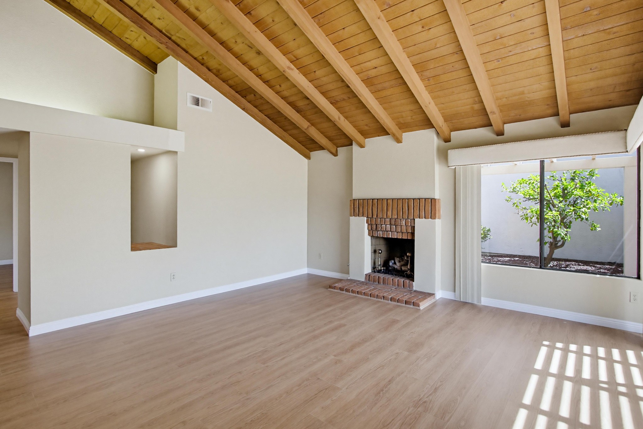 Virtual tour photo 9 of 49 for 17908 Caminito Balata