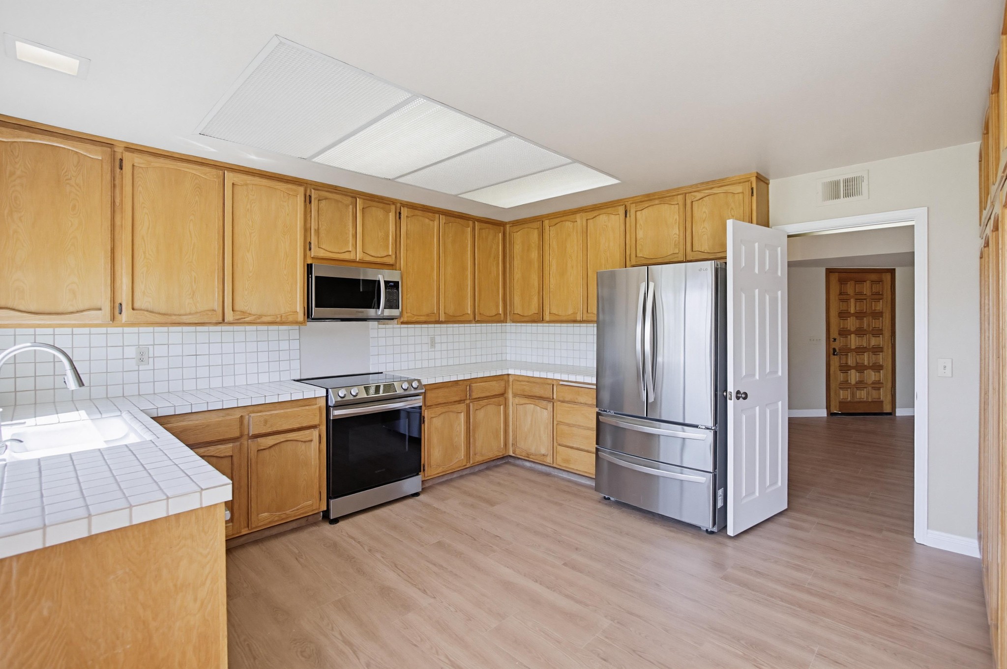 Virtual tour photo 14 of 49 for 17908 Caminito Balata