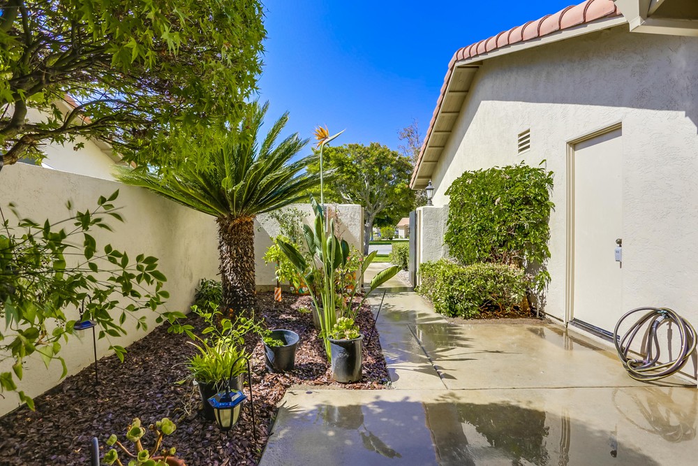 Virtual tour photo 6 of 38 for 17909 Avenida Alozdra