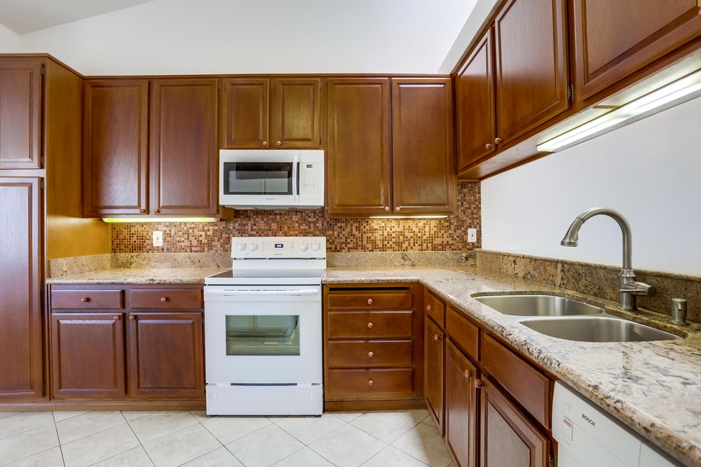 Virtual tour photo 20 of 38 for 17909 Avenida Alozdra