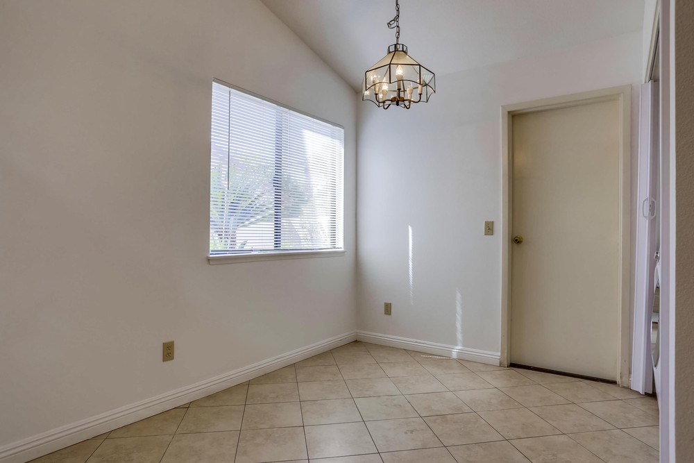 Virtual tour photo 24 of 38 for 17909 Avenida Alozdra