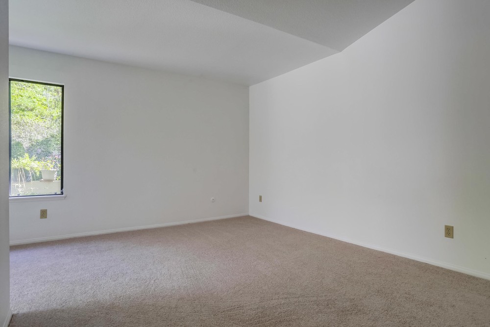 Virtual tour photo 27 of 38 for 17909 Avenida Alozdra