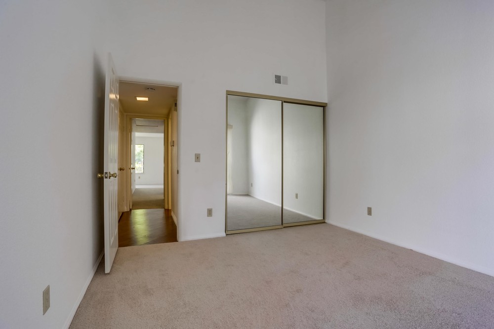 Virtual tour photo 32 of 38 for 17909 Avenida Alozdra