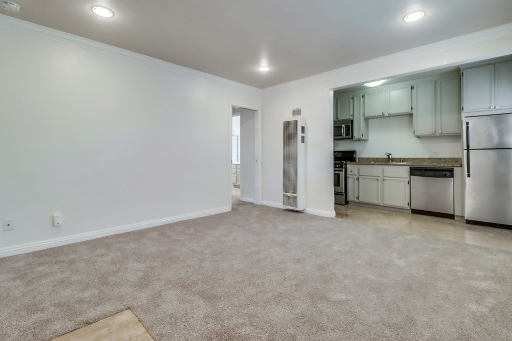 Virtual tour photo 10 of 21 for 1792-98 Missouri St APT 3