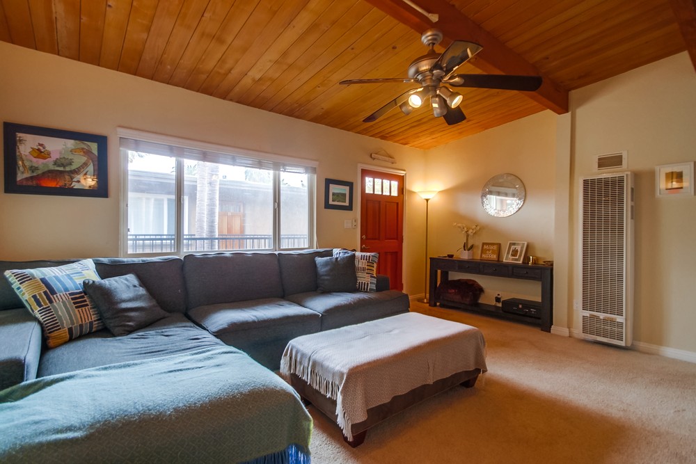 Virtual tour photo 11 of 23 for 1792 Missouri St