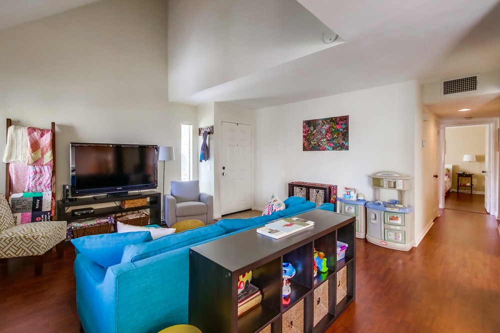 Virtual tour photo 5 of 31 for 17945 Caminito Pinero UNIT 176