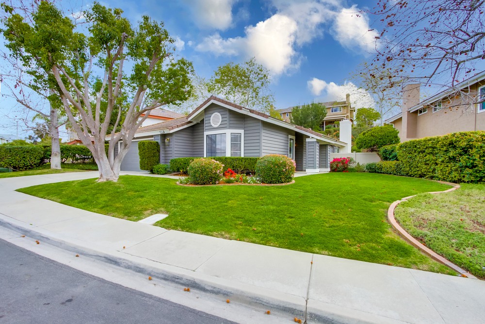 Virtual tour photo 1 of 62 for 17951 Cassia Pl