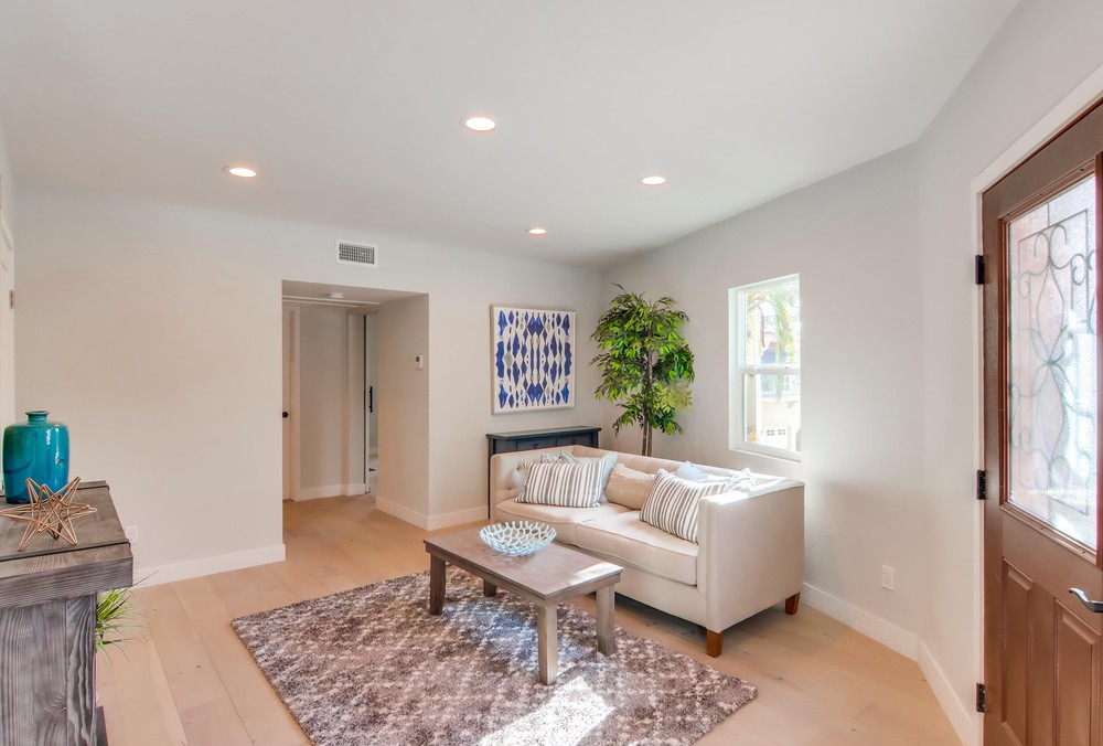 Virtual tour photo 9 of 44 for 1796 Sutter St