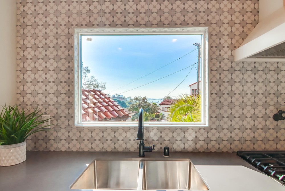 Virtual tour photo 27 of 44 for 1796 Sutter St