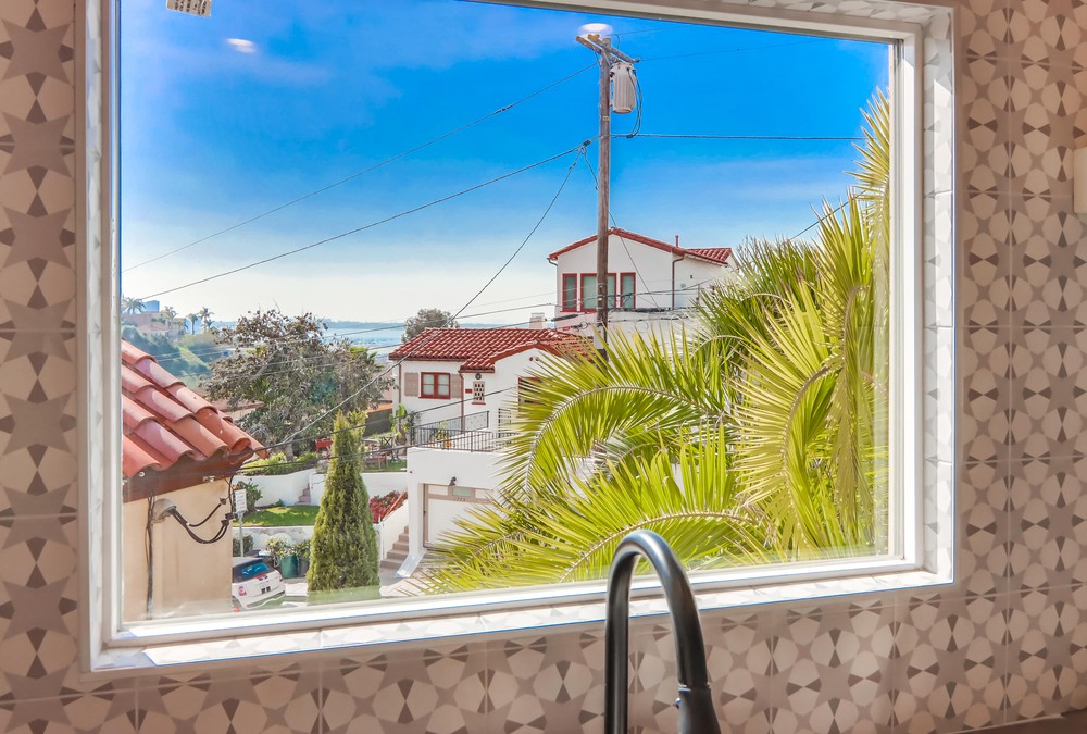 Virtual tour photo 30 of 44 for 1796 Sutter St