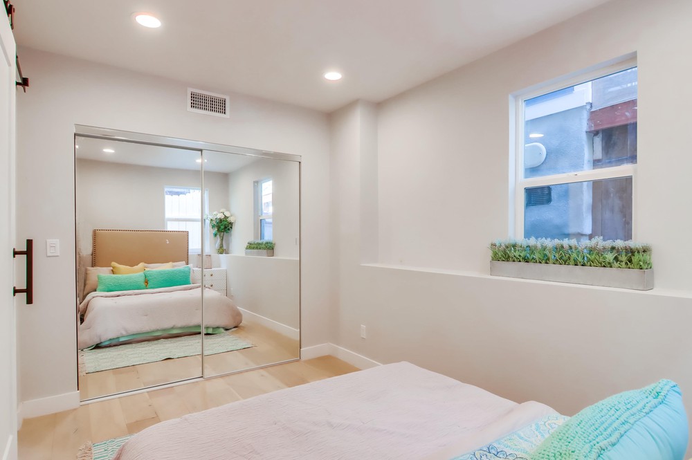 Virtual tour photo 33 of 44 for 1796 Sutter St