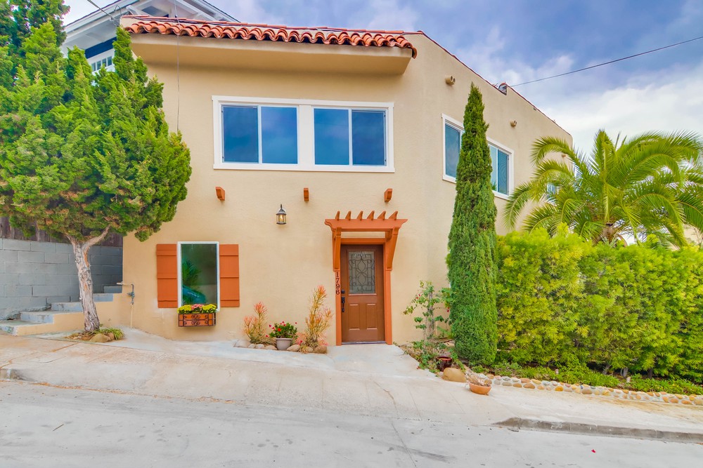 Virtual tour photo 1 of 52 for 1796 Sutter St