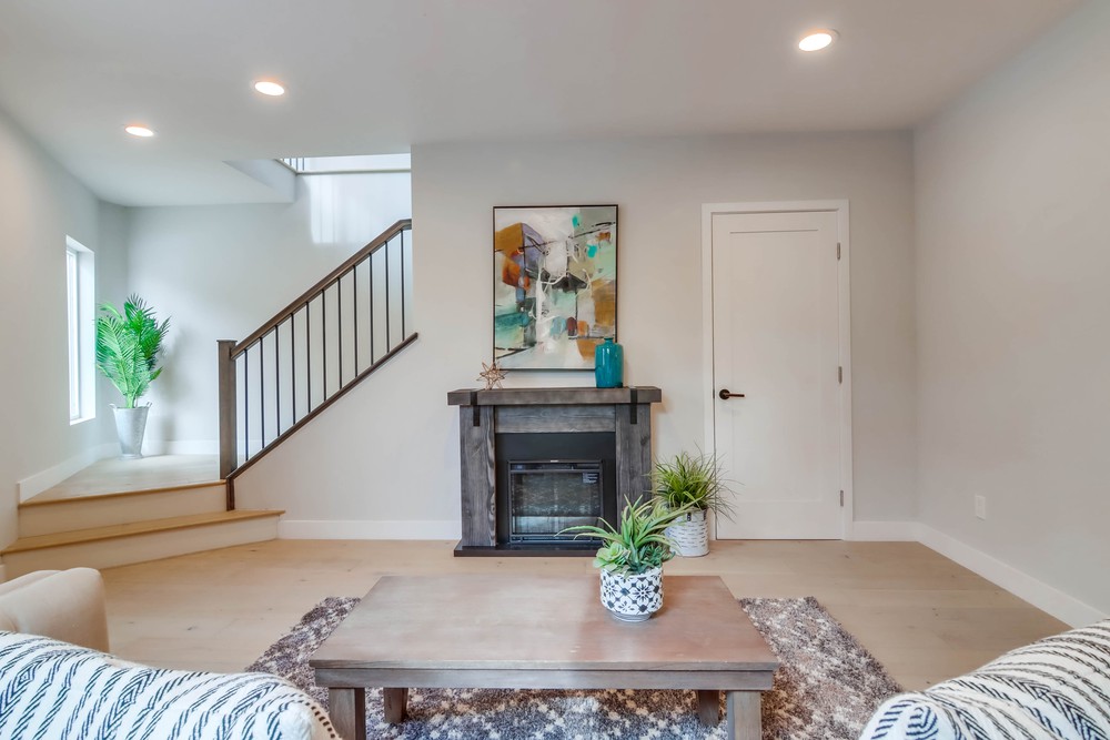 Virtual tour photo 8 of 52 for 1796 Sutter St