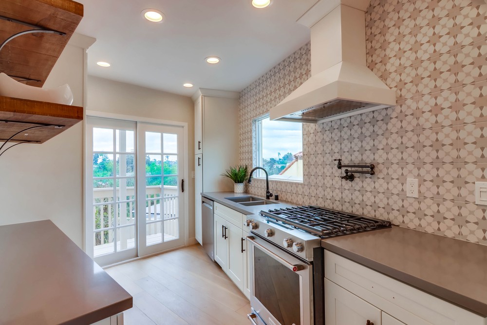 Virtual tour photo 28 of 52 for 1796 Sutter St
