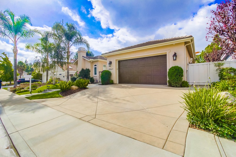 Virtual tour photo 4 of 73 for 17967 Aguamiel Road
