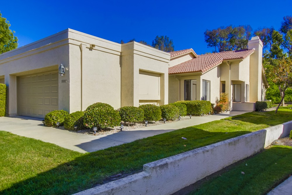 Virtual tour photo 4 of 51 for 18003 Avenida Alozdra