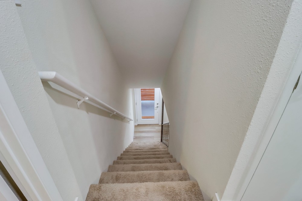 Virtual tour photo 47 of 138 for 1801 Alta View Dr