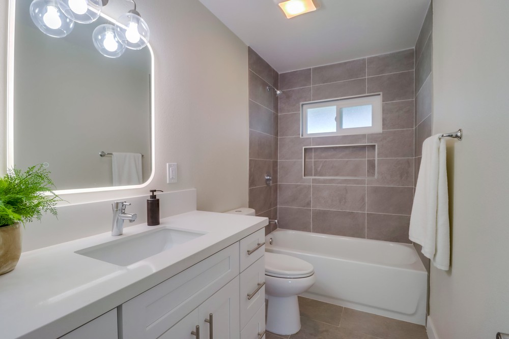 Virtual tour photo 136 of 138 for 1801 Alta View Dr