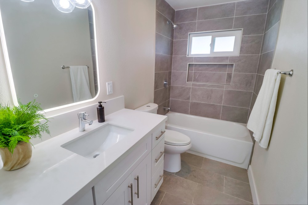 Virtual tour photo 137 of 138 for 1801 Alta View Dr