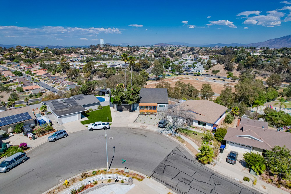 Virtual tour photo 1 of 42 for 1801 Alta View Dr