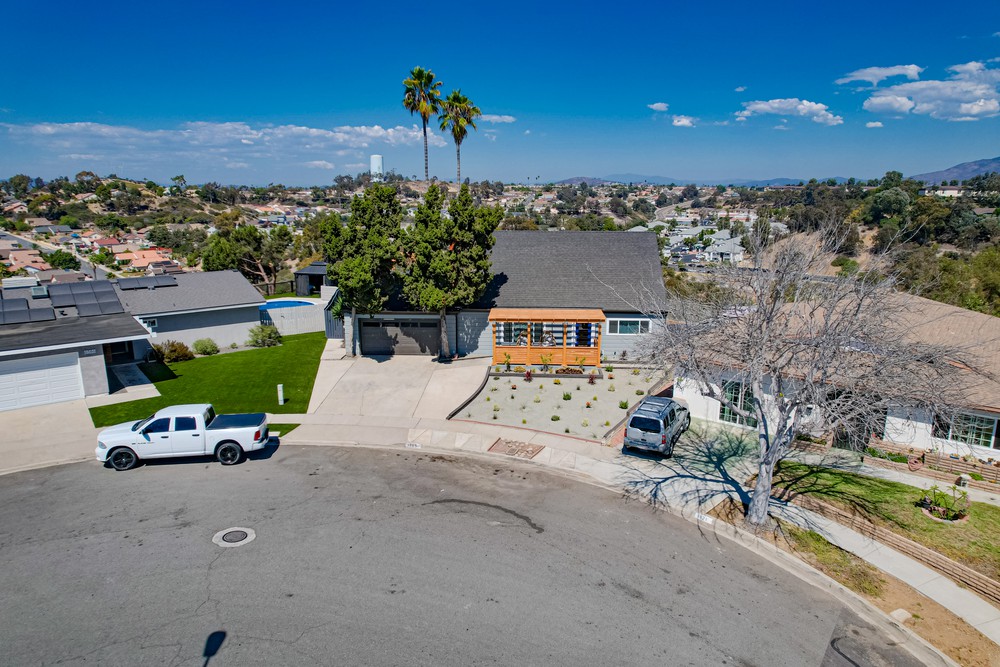 Virtual tour photo 4 of 42 for 1801 Alta View Dr