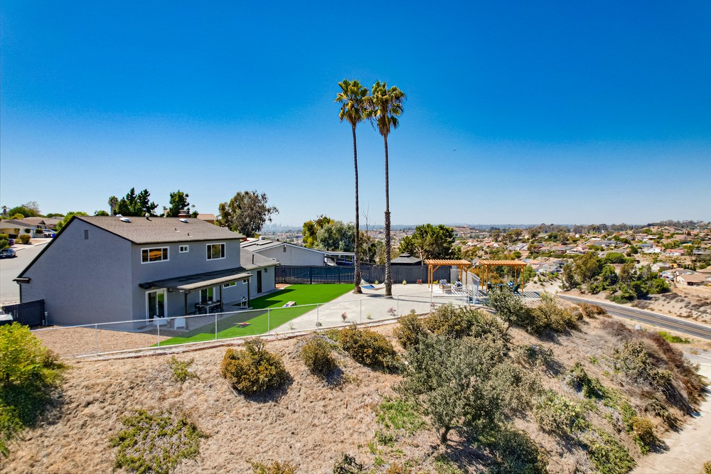 Virtual tour photo 18 of 42 for 1801 Alta View Dr