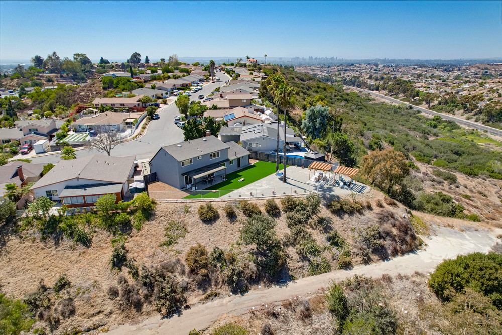 Virtual tour photo 20 of 42 for 1801 Alta View Dr