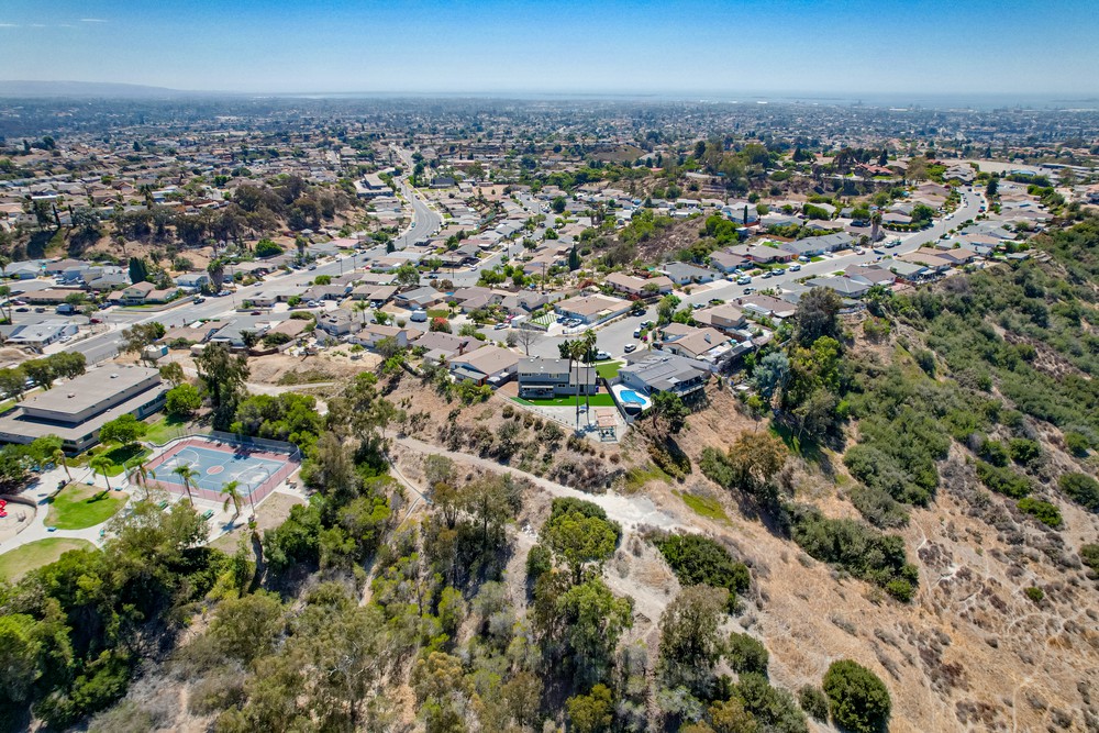 Virtual tour photo 30 of 42 for 1801 Alta View Dr