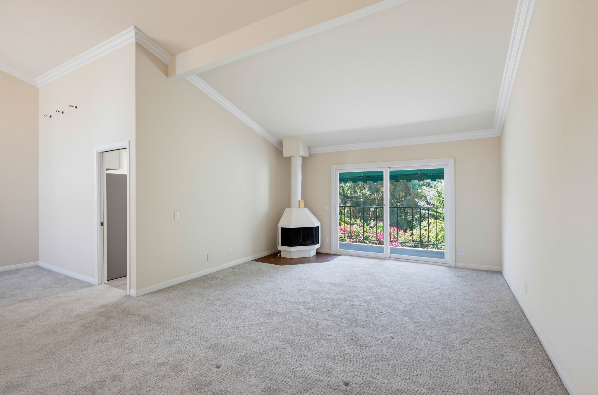 Virtual tour photo 15 of 62 for 1801 Vista Del Oro