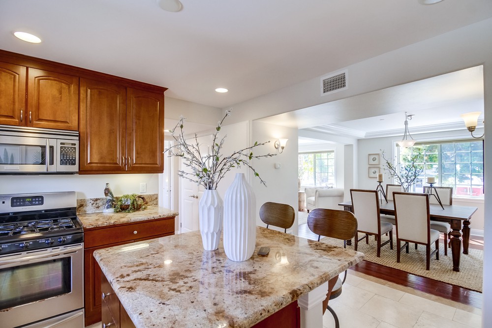 Virtual tour photo 22 of 57 for 1803 Grand Ave