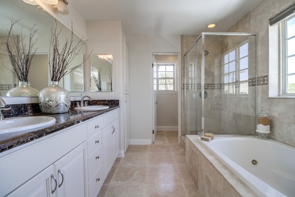 Virtual tour photo 44 of 57 for 1803 Grand Ave