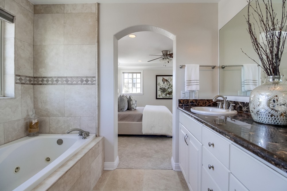 Virtual tour photo 48 of 57 for 1803 Grand Ave