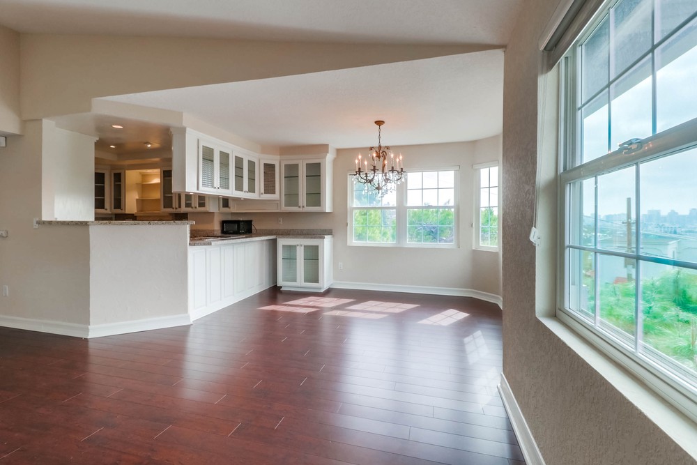 Virtual tour photo 18 of 51 for 1804 McKee St UNIT B10