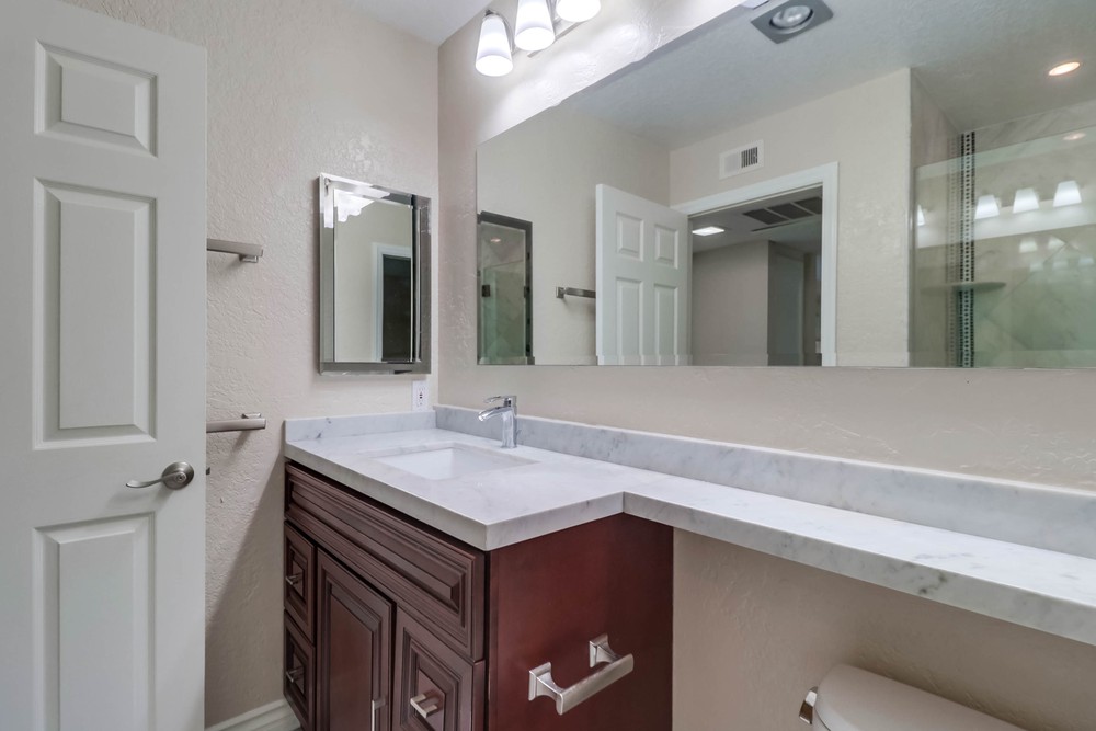 Virtual tour photo 51 of 51 for 1804 McKee St UNIT B10