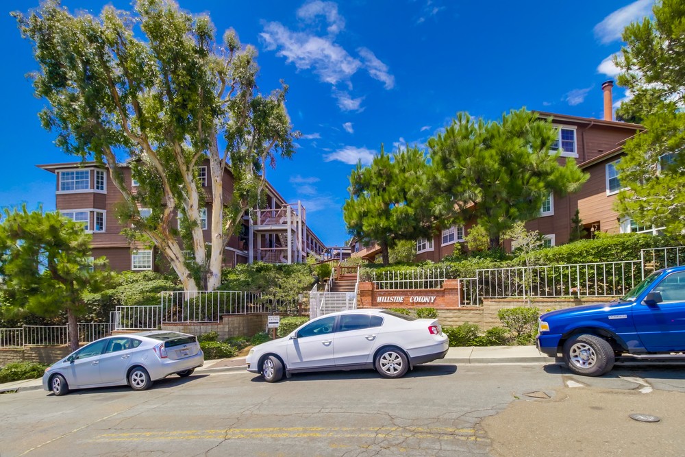Virtual tour photo 1 of 50 for 1804 McKee St