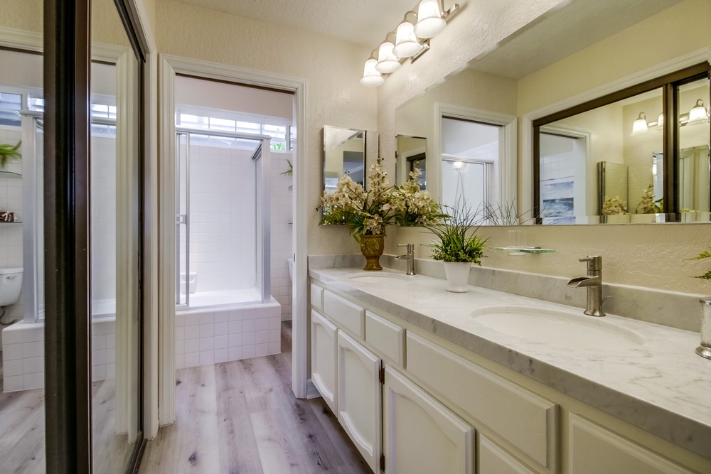 Virtual tour photo 32 of 50 for 1804 McKee St