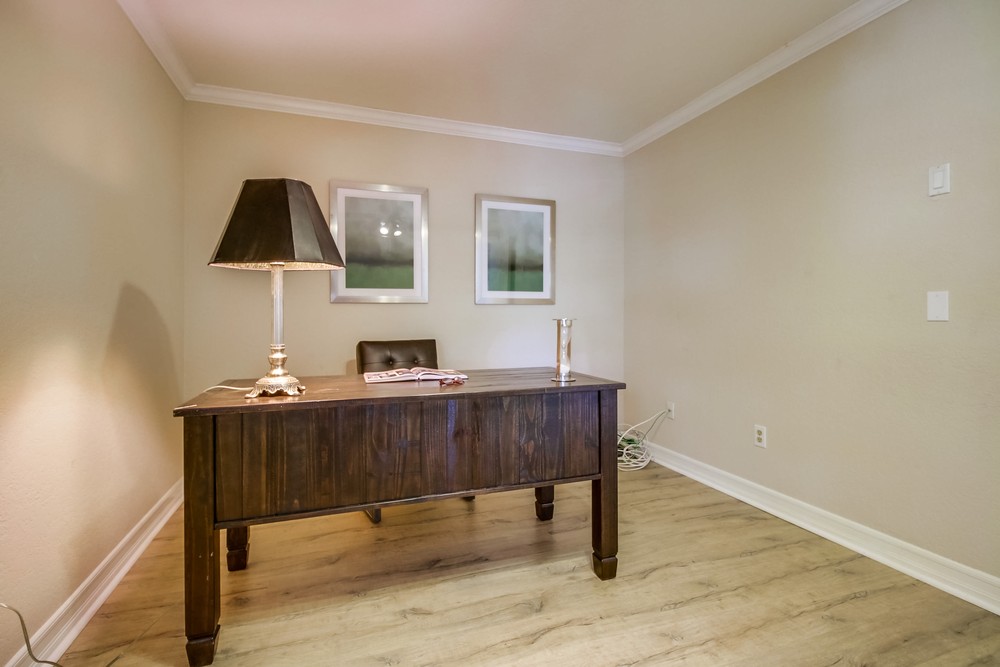 Virtual tour photo 36 of 50 for 1804 McKee St