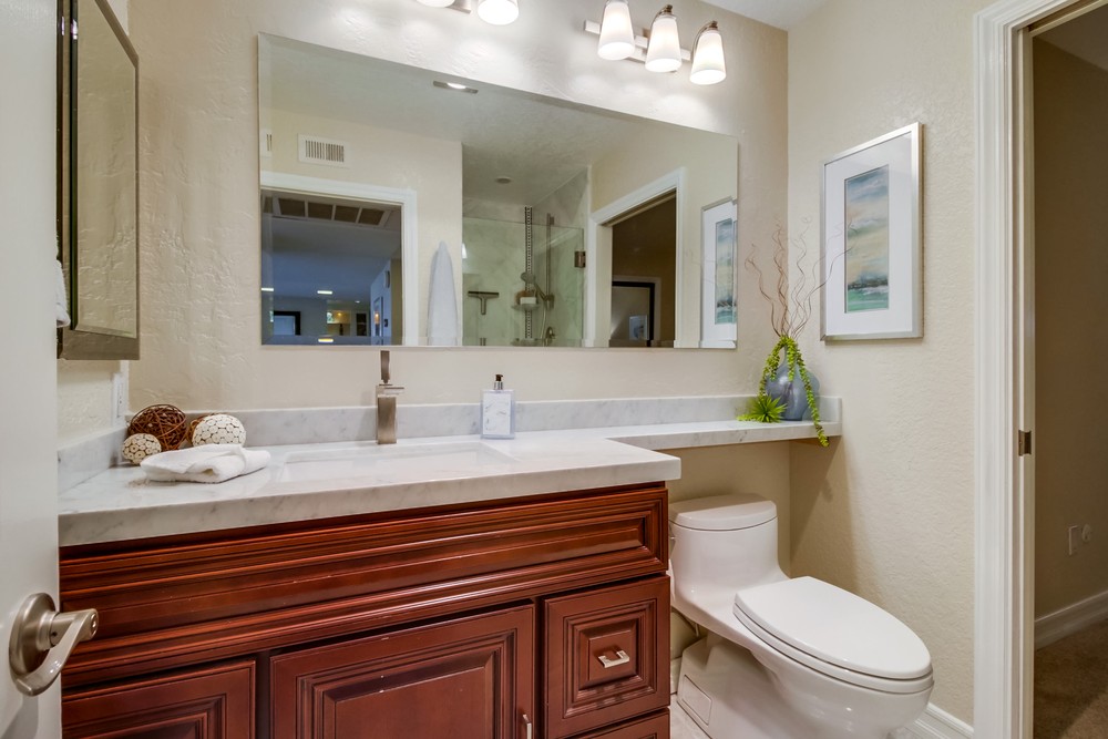 Virtual tour photo 41 of 50 for 1804 McKee St