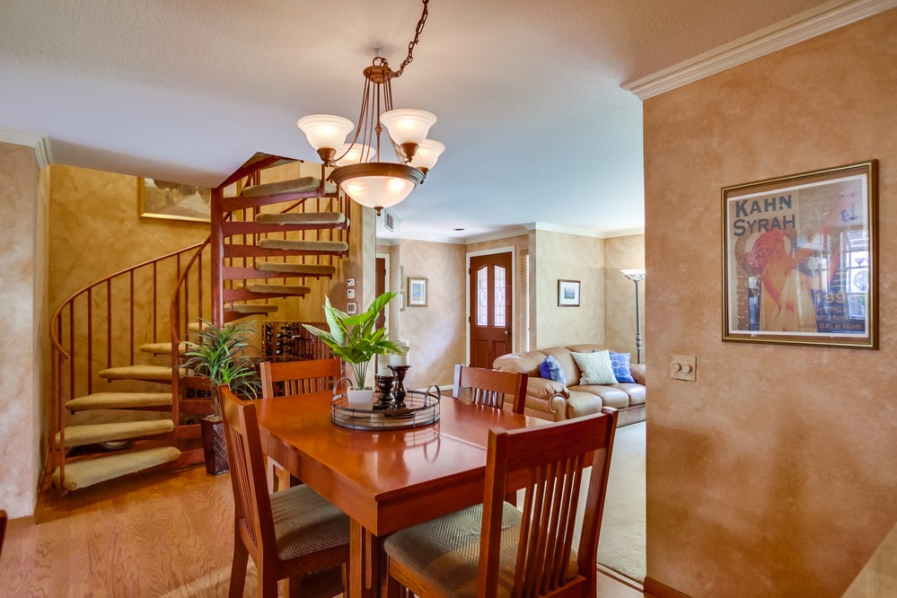 Virtual tour photo 13 of 35 for 1804 McKee Street