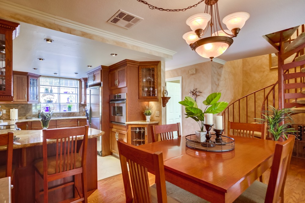 Virtual tour photo 14 of 35 for 1804 McKee Street