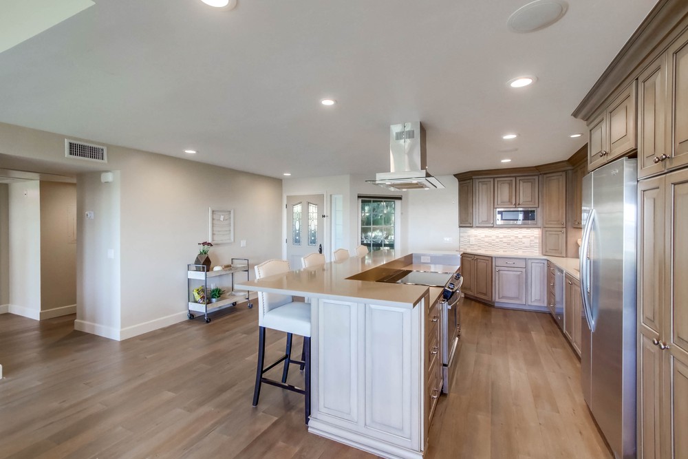 Virtual tour photo 11 of 38 for 1806 McKee St
