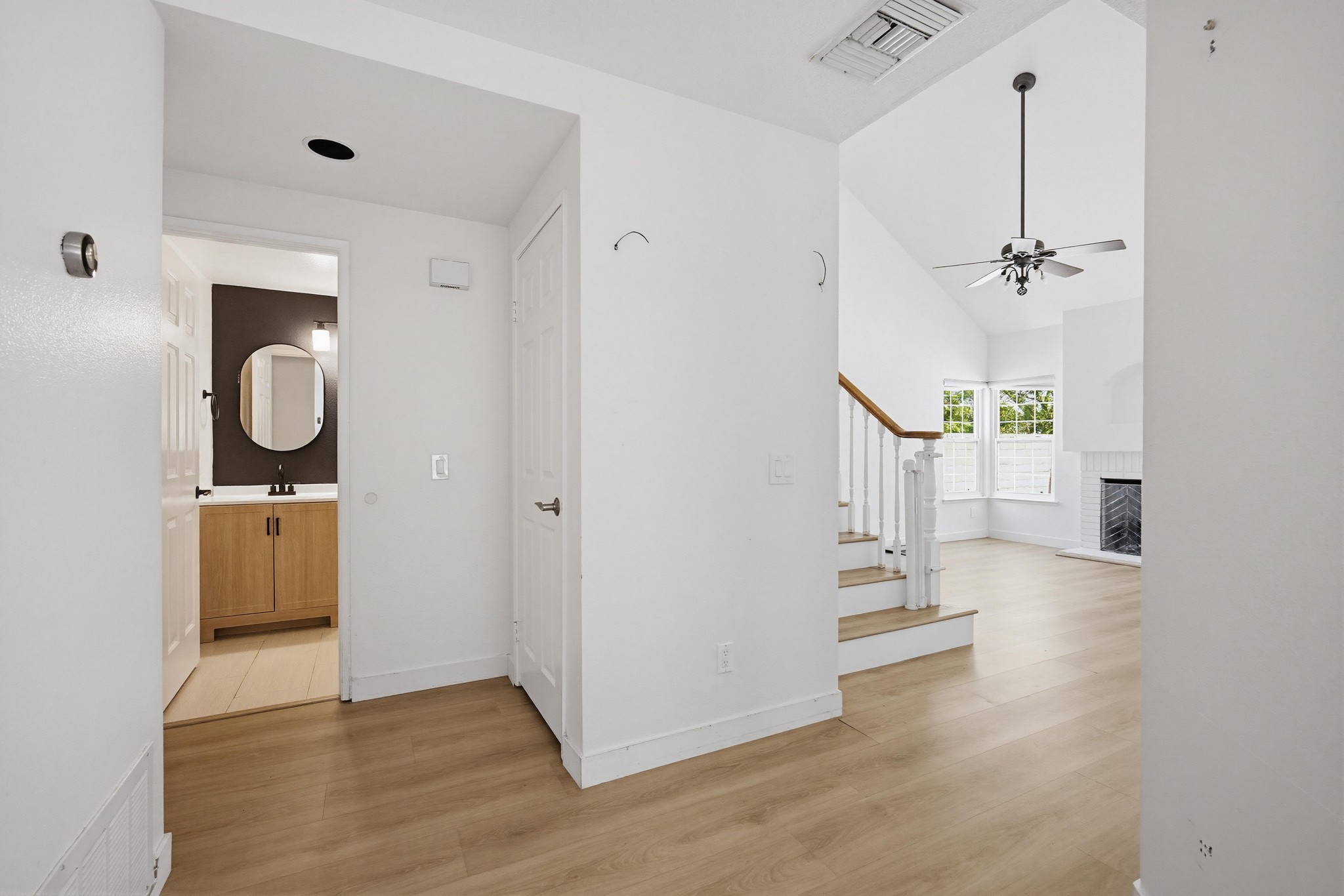 Virtual tour photo 9 of 41 for 18063 Conestoga Ln