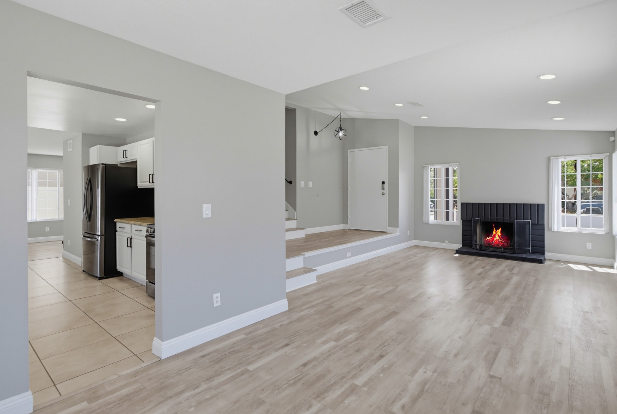 Virtual tour photo 13 of 52 for 1810 Manzanita Ct